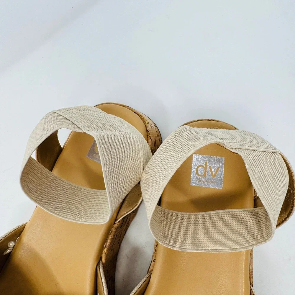 Dolce Vita Sevilla Tan Cork Platform Sandals Embroidered Eyelet Demure Size 5